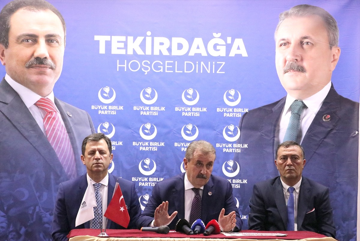Büyük Birlik Partisi (BBP) Genel Başkanı Mustafa Destici, Tekirdağ’da Süleymanpaşa Halk Eğitim...