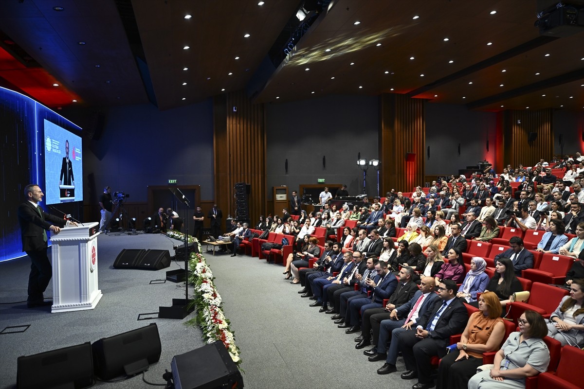 Cumhurbaşkanlığı İletişim Başkanı Fahrettin Altun, Ankara'da düzenlenen "Cumhurbaşkanlığı İletişim...