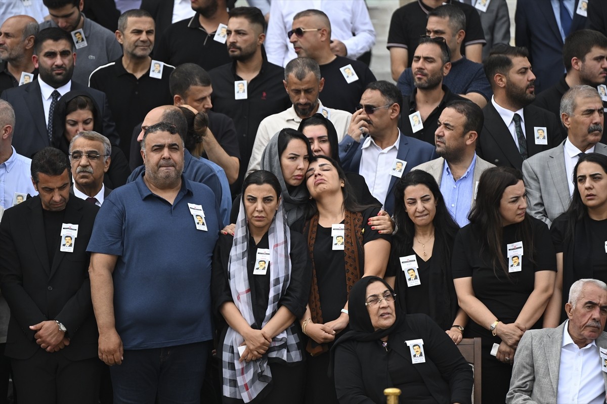 Eski Devlet Bakanı Salih Sümer için Meclis'te cenaze töreni düzenlendi. Ankara'da tedavi gördüğü...