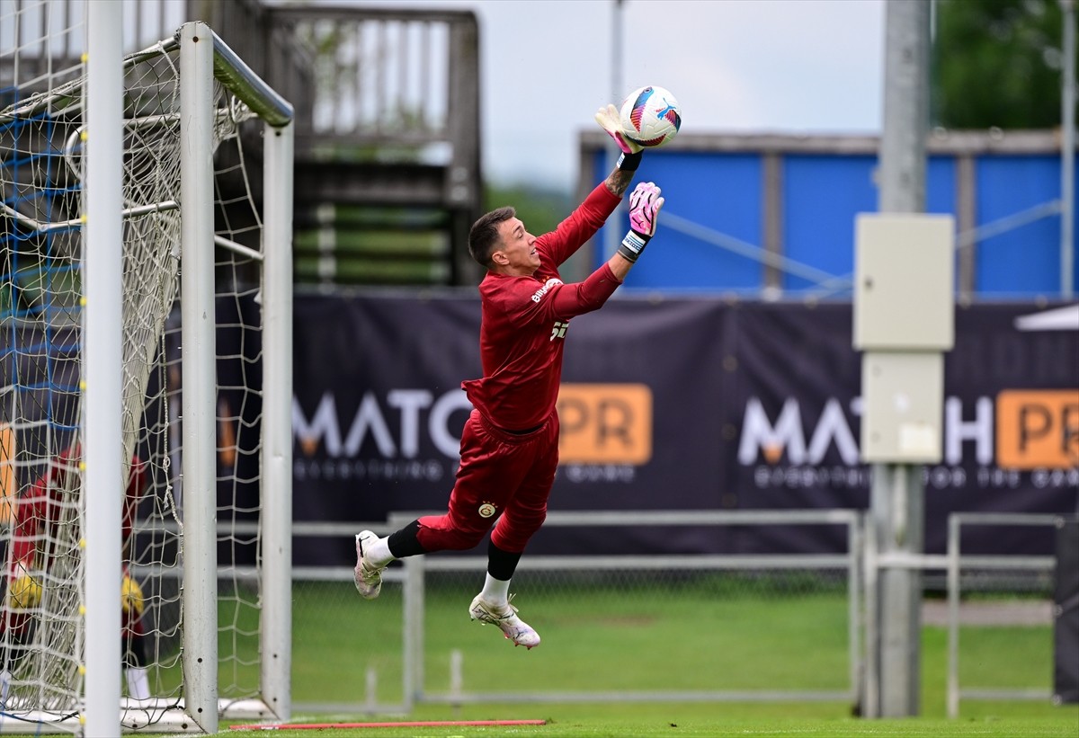 Galatasaray Futbol Takımı, yeni sezon hazırlıklarını Avusturya kampında sürdürdü. Steiermark...