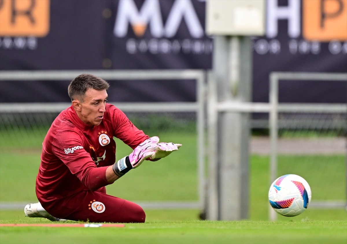 Galatasaray Futbol Takımı, yeni sezon hazırlıklarını Avusturya kampında sürdürdü. Steiermark...