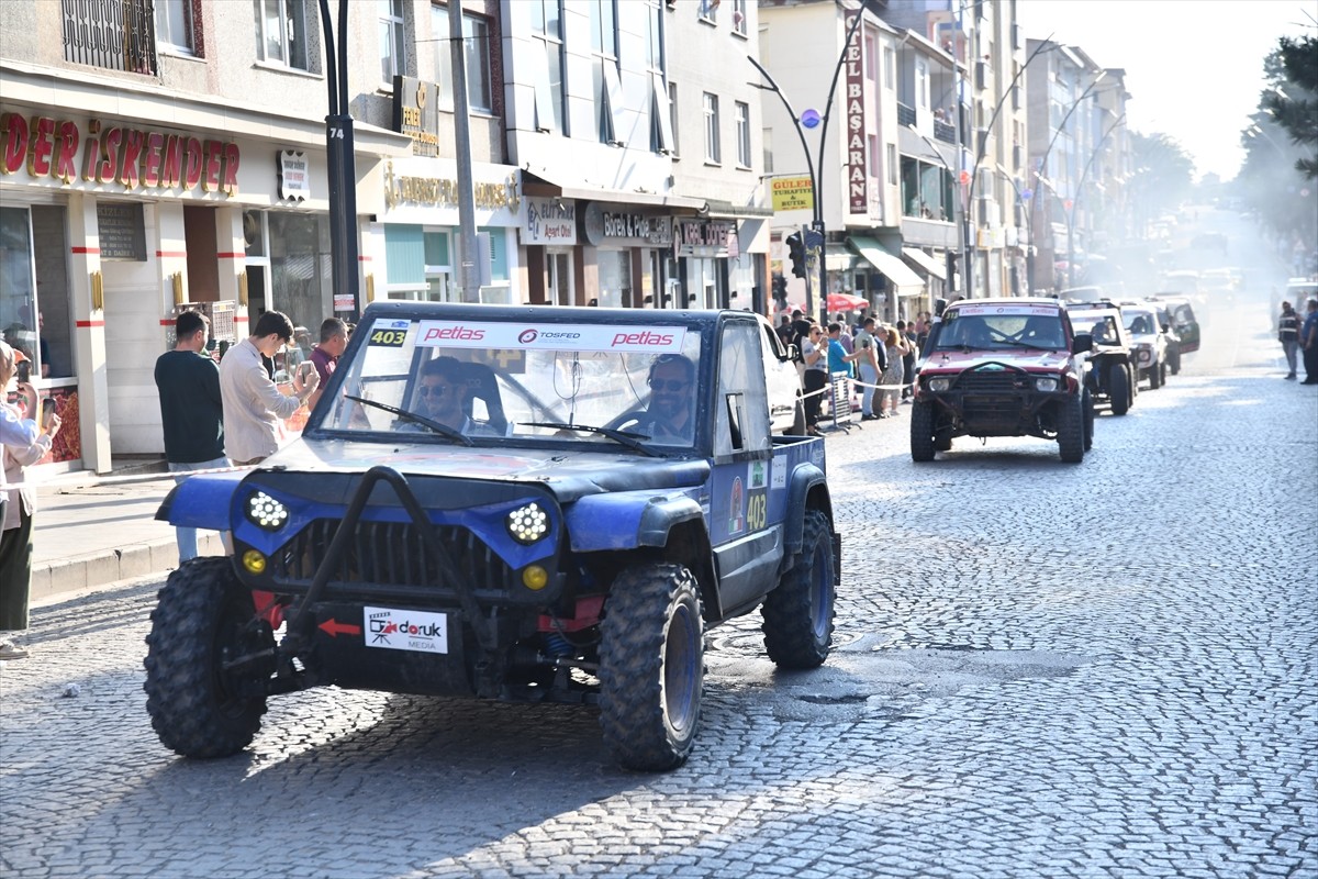 Giresun'un Şebinkarahisar ilçesinde 2024 PETLAS Türkiye Offroad Şampiyonası'nın 3. ayağı için...