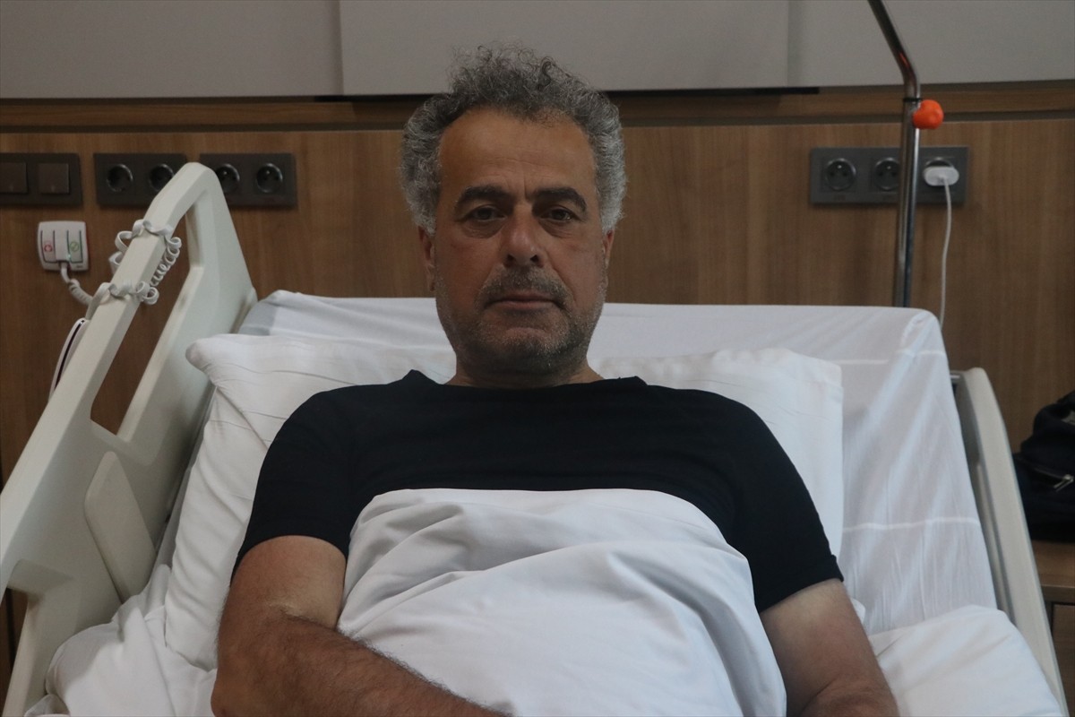 Hollanda'dan 2 çocuğuyla gelip grup halinde Ağrı Dağı'na tırmandıktan sonra 2 arkadaşını kaybeden...