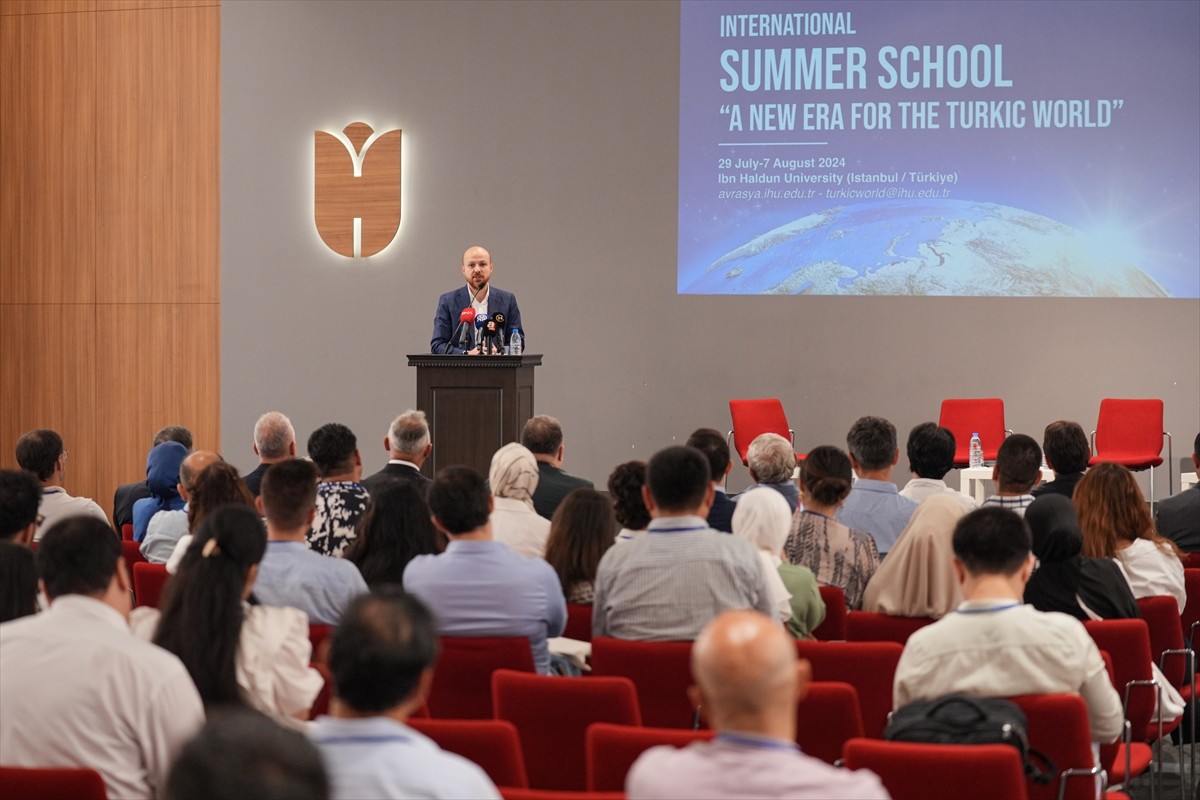 İbn Haldun Üniversitesi (İHÜ) Haydar Aliyev Avrasya Çalışmaları Merkezince hayata geçirilen...