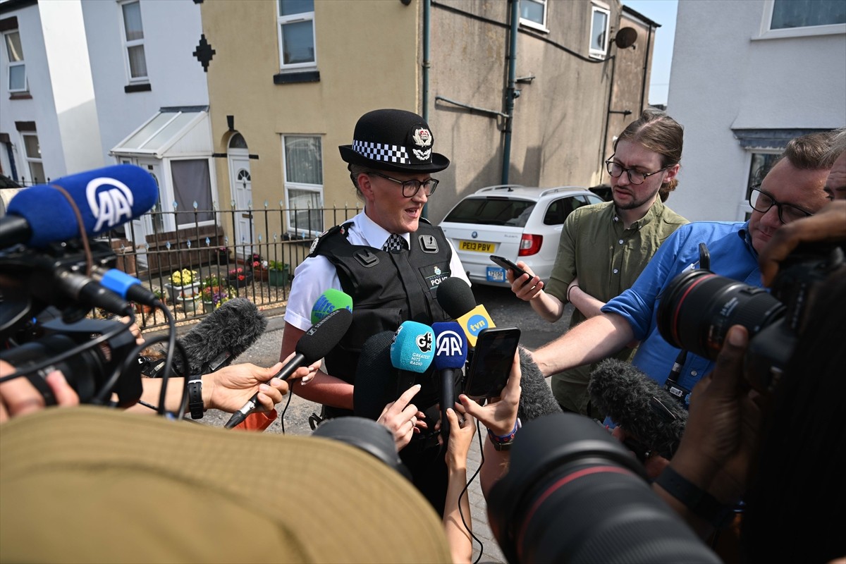 İngiltere'nin Southport kentinde 3 çocuğun öldürüldüğü, 8'i çocuk 10 kişinin yaralandığı bıçaklı...