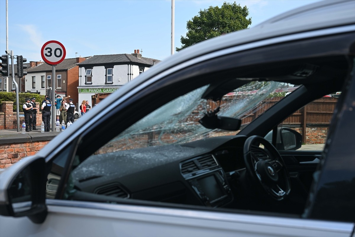 İngiltere'nin Southport kentinde 3 çocuğun öldürüldüğü, 8'i çocuk 10 kişinin yaralandığı bıçaklı...