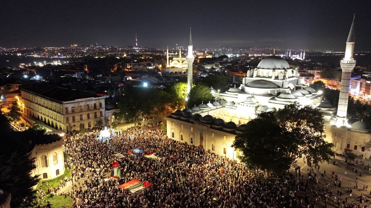 İnsan Hak ve Hürriyetleri İnsani Yardım Vakfı ile Gazze Dayanışma Platformu'nun da aralarında...