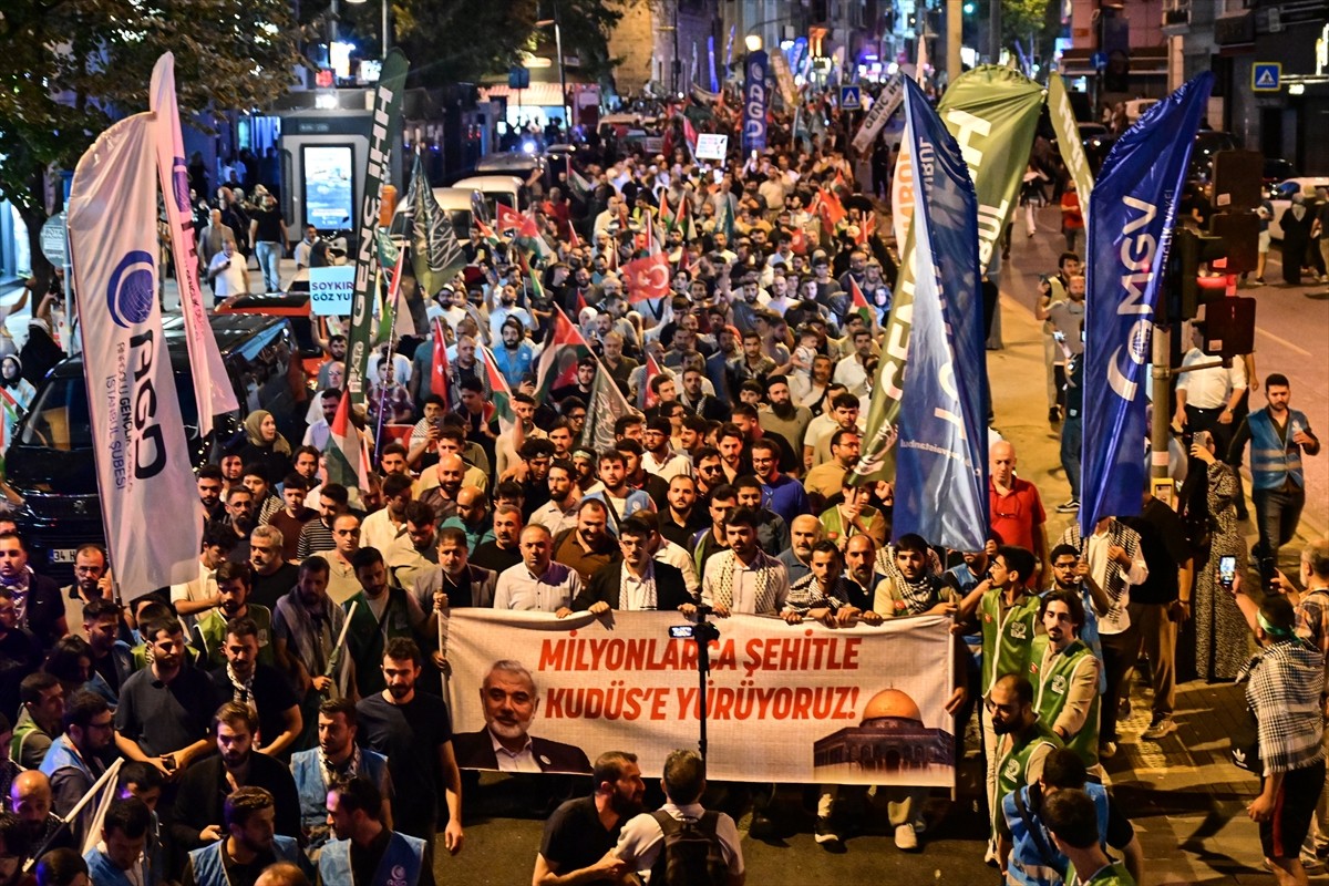 İnsan Hak ve Hürriyetleri İnsani Yardım Vakfı ile Gazze Dayanışma Platformu'nun da aralarında...