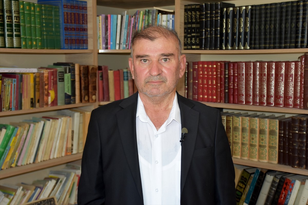 Irak’ın Duhok kentinde yaşayan din adamı Şeyh Zeyd Muhammed Faris, babasının 1936'dan itibaren...