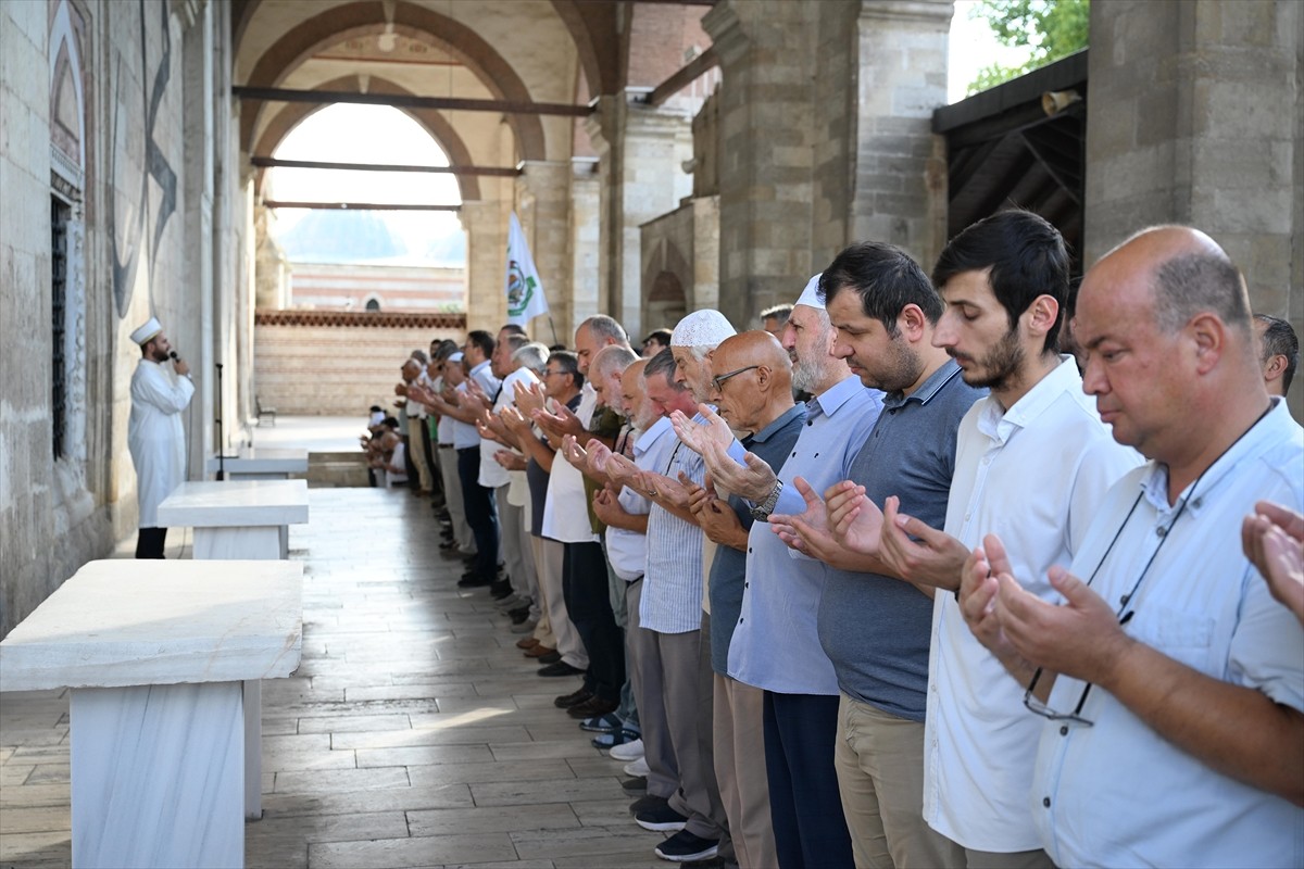 İran'ın başkenti Tahran'da suikasta uğrayan Hamas Siyasi Büro Başkanı İsmail Heniyye için...