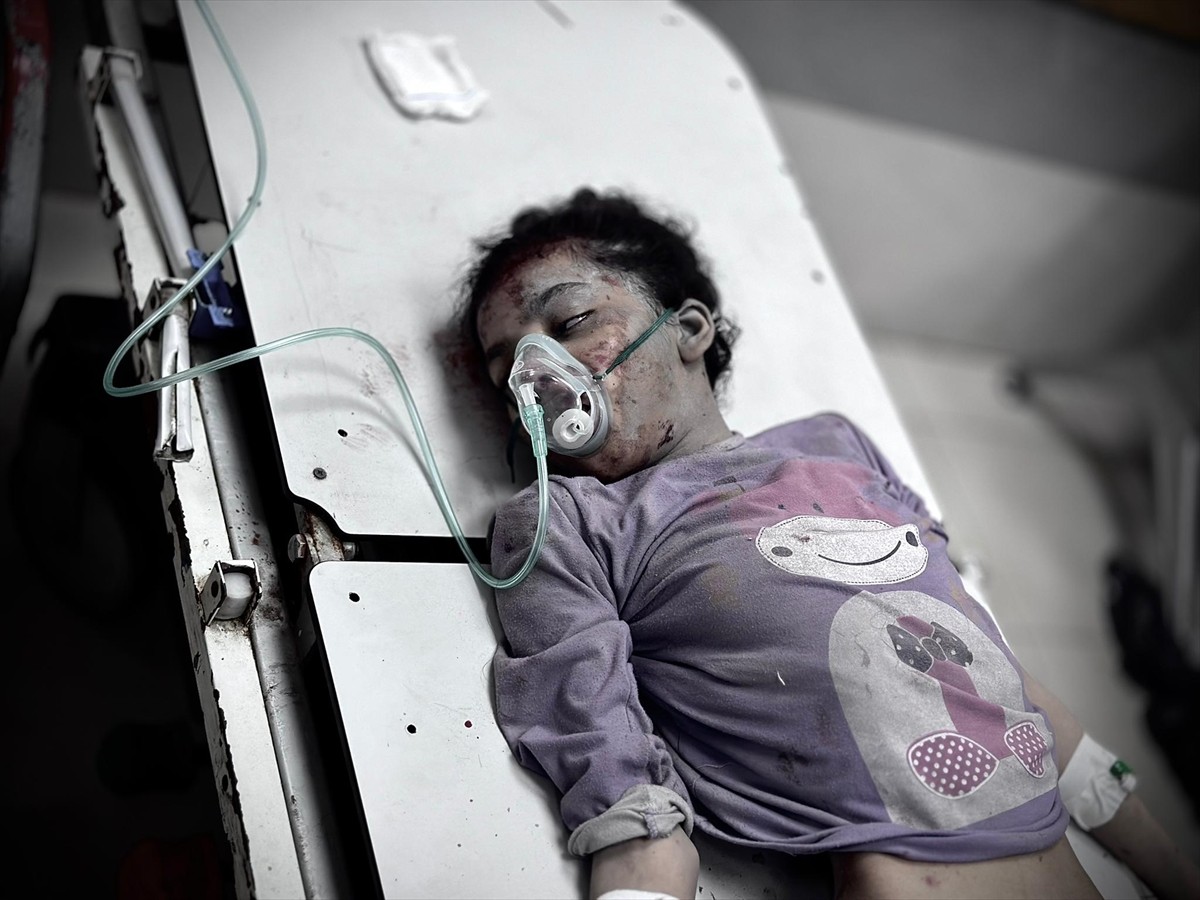 İsrail'in abluka altındaki Gazze Şeridi'ne yönelik saldırıları 290 gündür aralıksız devam ediyor....