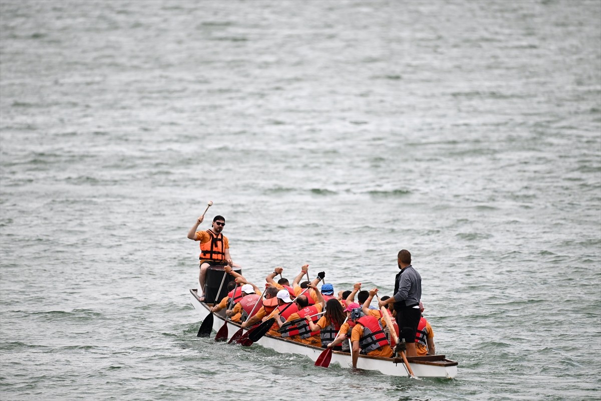 Kayseri'de Yamula Barajı gölündeki Dragon Festivali seri yarışlarla başladı. Kocasinan Belediyesi...