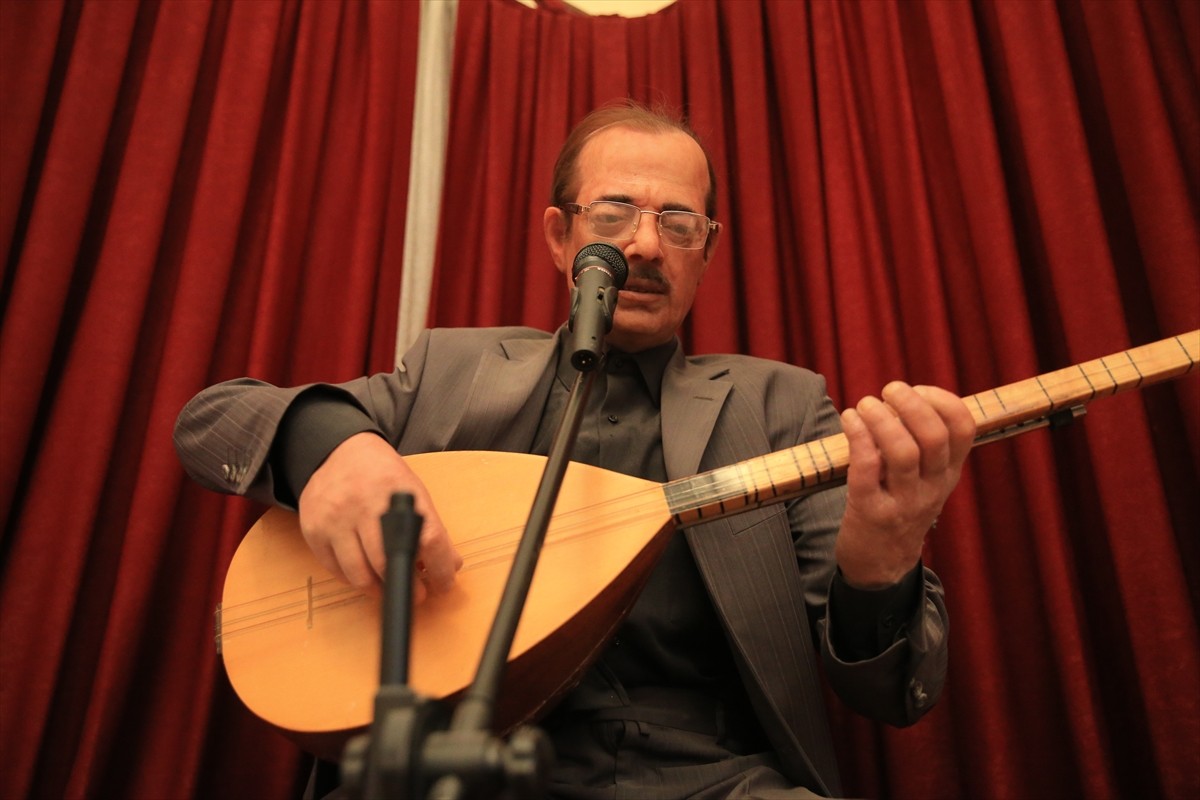 Kırşehir'de iş insanı Ercan Malkoç tarafından yaklaşık 10 dönümlük alanda oluşturulan "Neşet Ertaş...