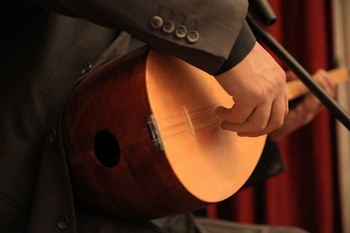 Kırşehir'de iş insanı Ercan Malkoç tarafından yaklaşık 10 dönümlük alanda oluşturulan "Neşet Ertaş...