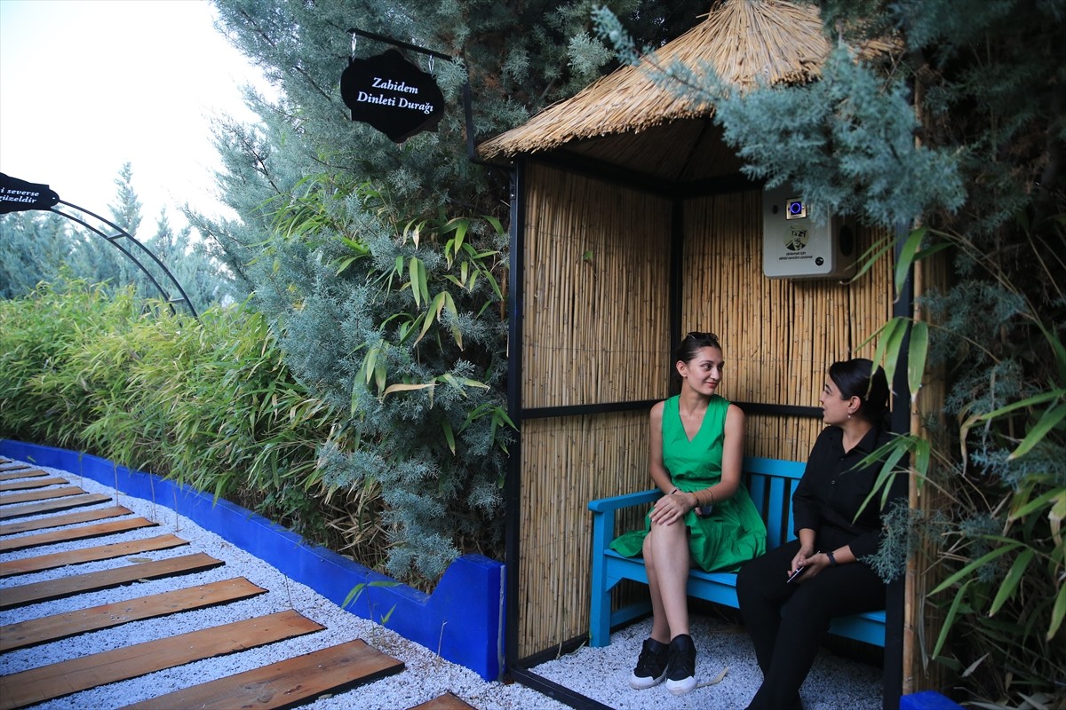 Kırşehir'de iş insanı Ercan Malkoç tarafından yaklaşık 10 dönümlük alanda oluşturulan "Neşet Ertaş...