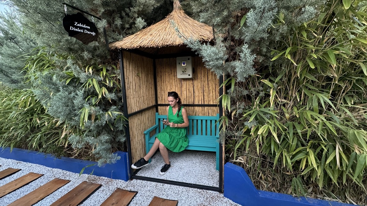 Kırşehir'de iş insanı Ercan Malkoç tarafından yaklaşık 10 dönümlük alanda oluşturulan "Neşet Ertaş...