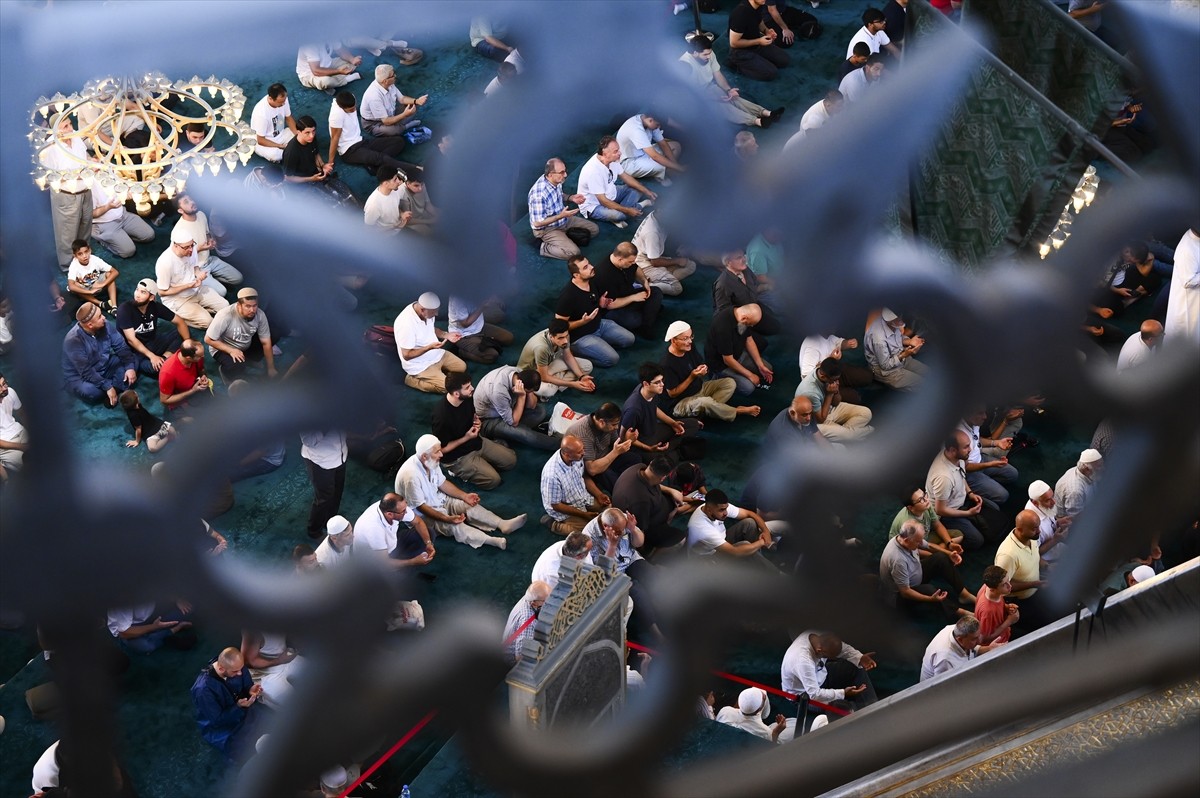 Kültür ve Turizm Bakanlığı Vakıflar Genel Müdürlüğü korumasında olan Ayasofya-i Kebir Cami-i...