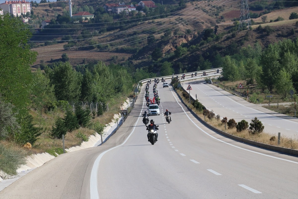 Kurtuluş Savaşı'nda İstanbul ve Rusya'dan deniz yoluyla İnebolu Limanı'na gelen cephanelerin...