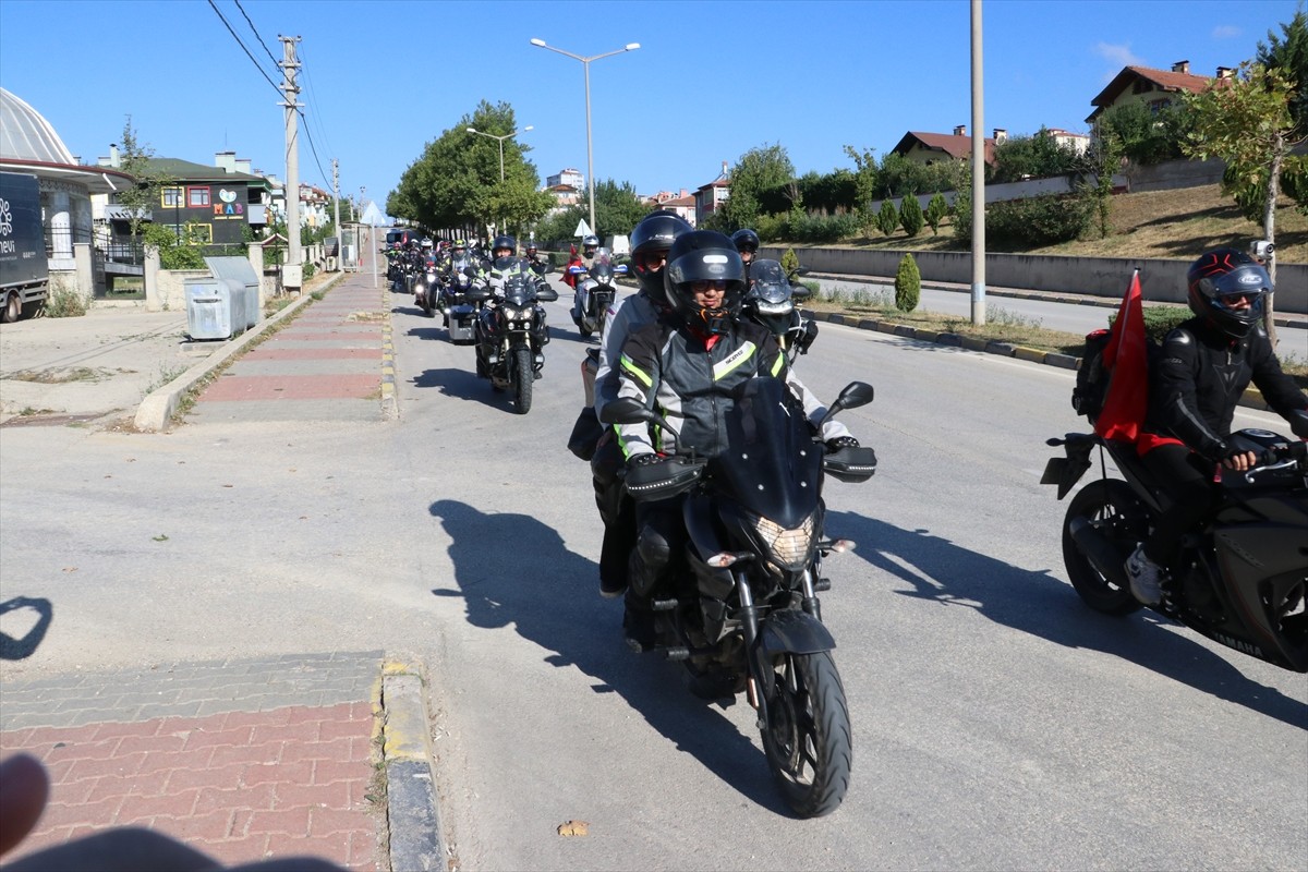Kurtuluş Savaşı'nda İstanbul ve Rusya'dan deniz yoluyla İnebolu Limanı'na gelen cephanelerin...