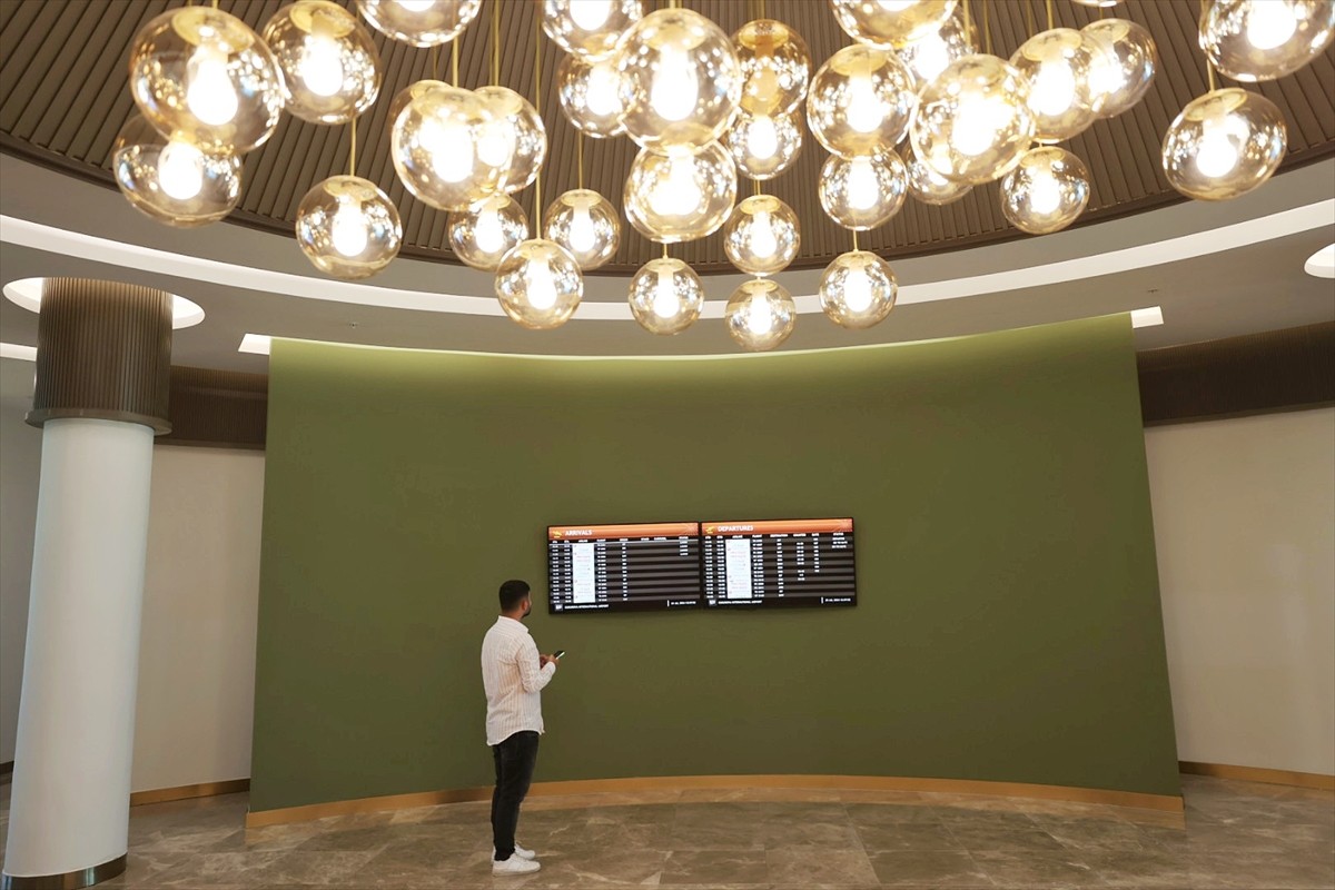 Mersin'de yapılan Çukurova Uluslararası Havalimanı'nın resmi açılışının, 10 Ağustos'ta...