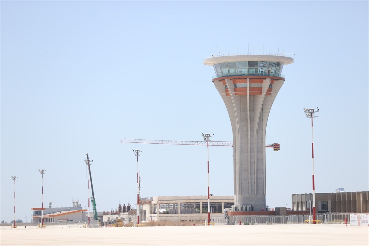 Mersin'de yapılan Çukurova Uluslararası Havalimanı'nın resmi açılışının, 10 Ağustos'ta...