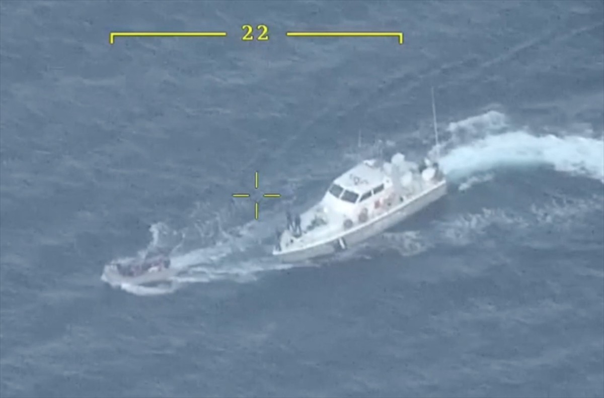 Milli Savunma Bakanlığı, Yunanistan'a ait sahil güvenlik unsurları tarafından Türk kara sularına...