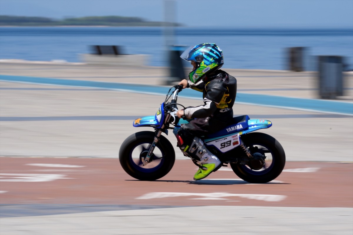 Motosiklet üzerinde henüz 5 yaşında 2 kupa ve bir madalya kazanan Atlas Pars Pehlivan, milli...