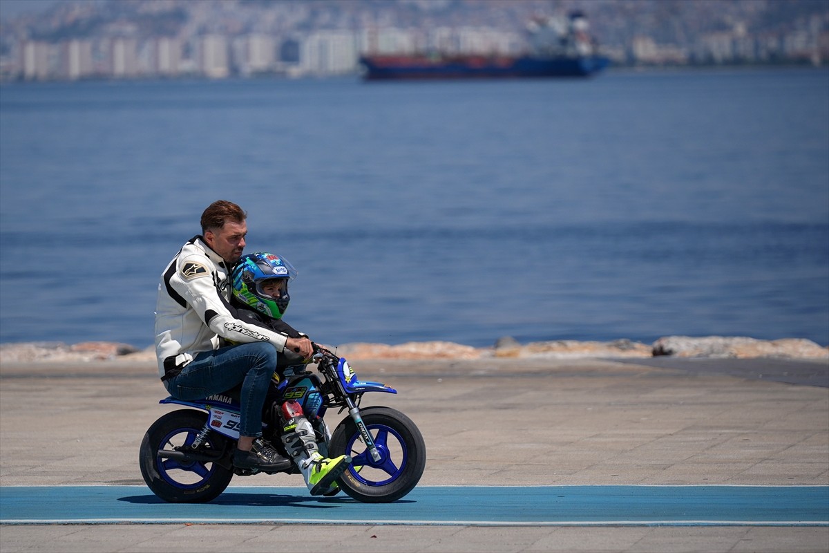 Motosiklet üzerinde henüz 5 yaşında 2 kupa ve bir madalya kazanan Atlas Pars Pehlivan, milli...