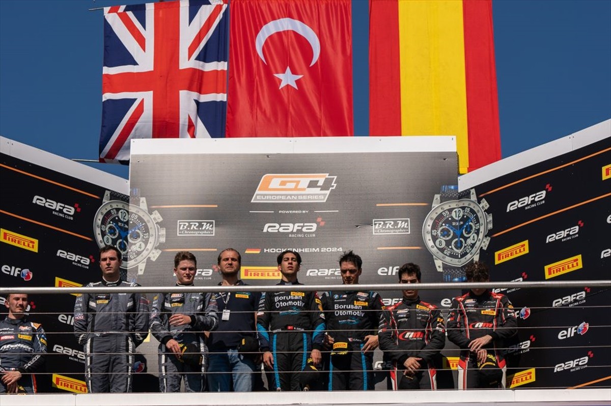 Otomobil sporlarında Berkay Besler-Gabriele Piana ikilisi, Almanya'da düzenlenen GT4 Avrupa Serisi...