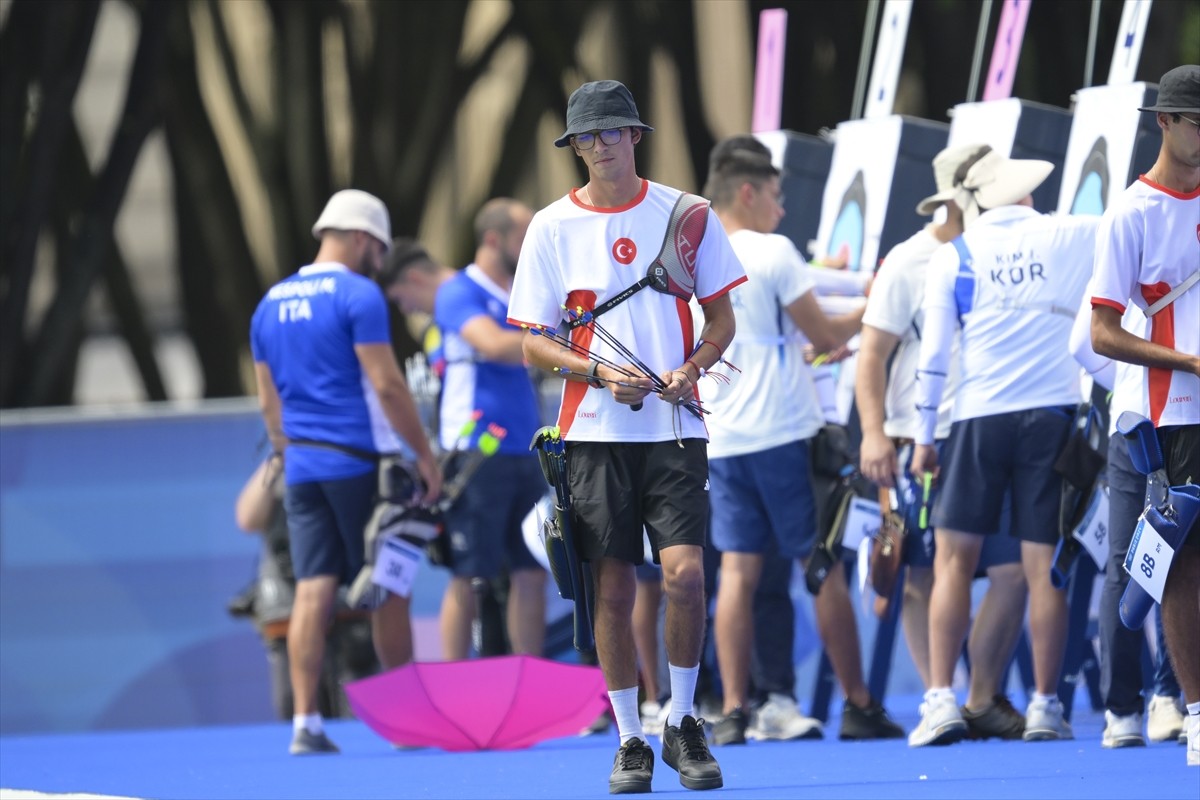 Paris 2024 Olimpiyat Oyunları'nın okçuluk branşında sıralama atışları sona erdi. Fransa'nın...