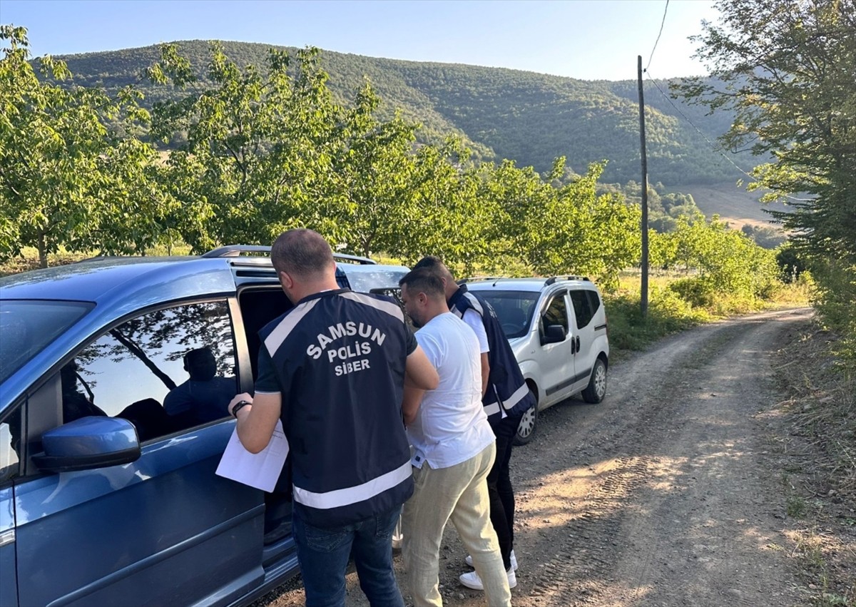 Samsun'da düzenlenen yasa dışı bahis operasyonunda 9 şüpheli gözaltına alındı.