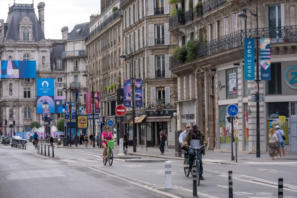 Tarihteki 33. olimpiyatlara ev sahipliği yapacak Fransa'nın başkenti Paris'te hazırlıklar son...