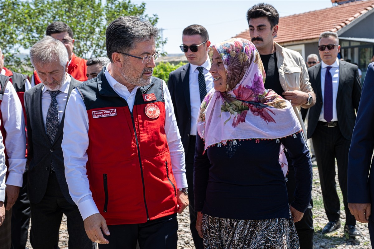 Tarım ve Orman Bakanı İbrahim Yumaklı, Ayaş'ta Bakanlığının desteklerinden yararlanan bir...