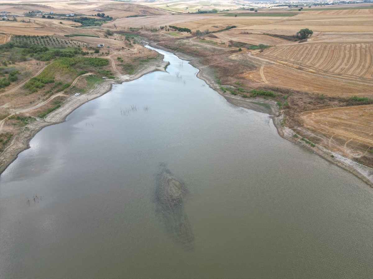Tekirdağ'ın Marmaraereğlisi ilçesindeki sulama için kullanılan ve ilçedeki bazı mahallere içme...