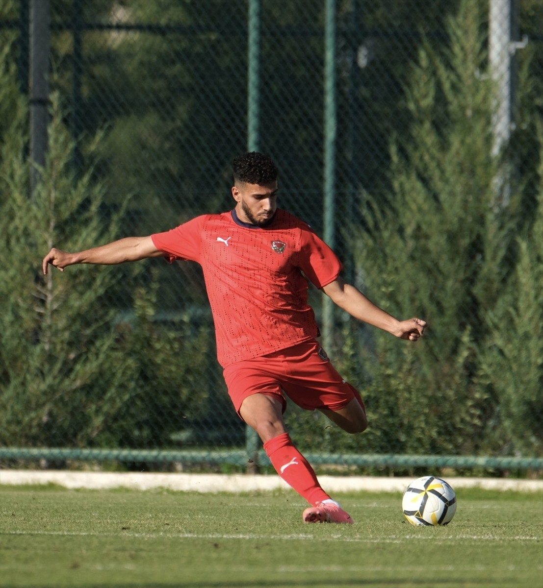 Trendyol Süper Lig ekiplerinden Atakaş Hatayspor, Erzurum kampındaki dördüncü hazırlık maçında...