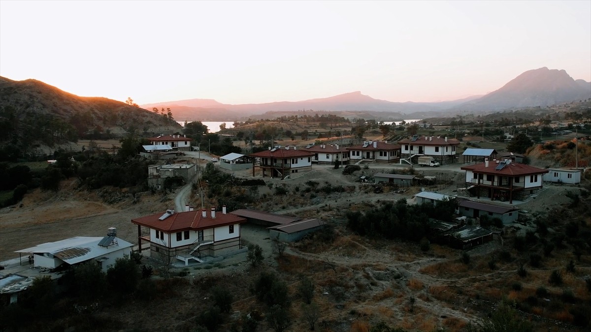 Türkiye'nin en büyük orman yangını olarak kayıtlara geçen, Antalya Manavgat'ta 2021'de yaşanan...