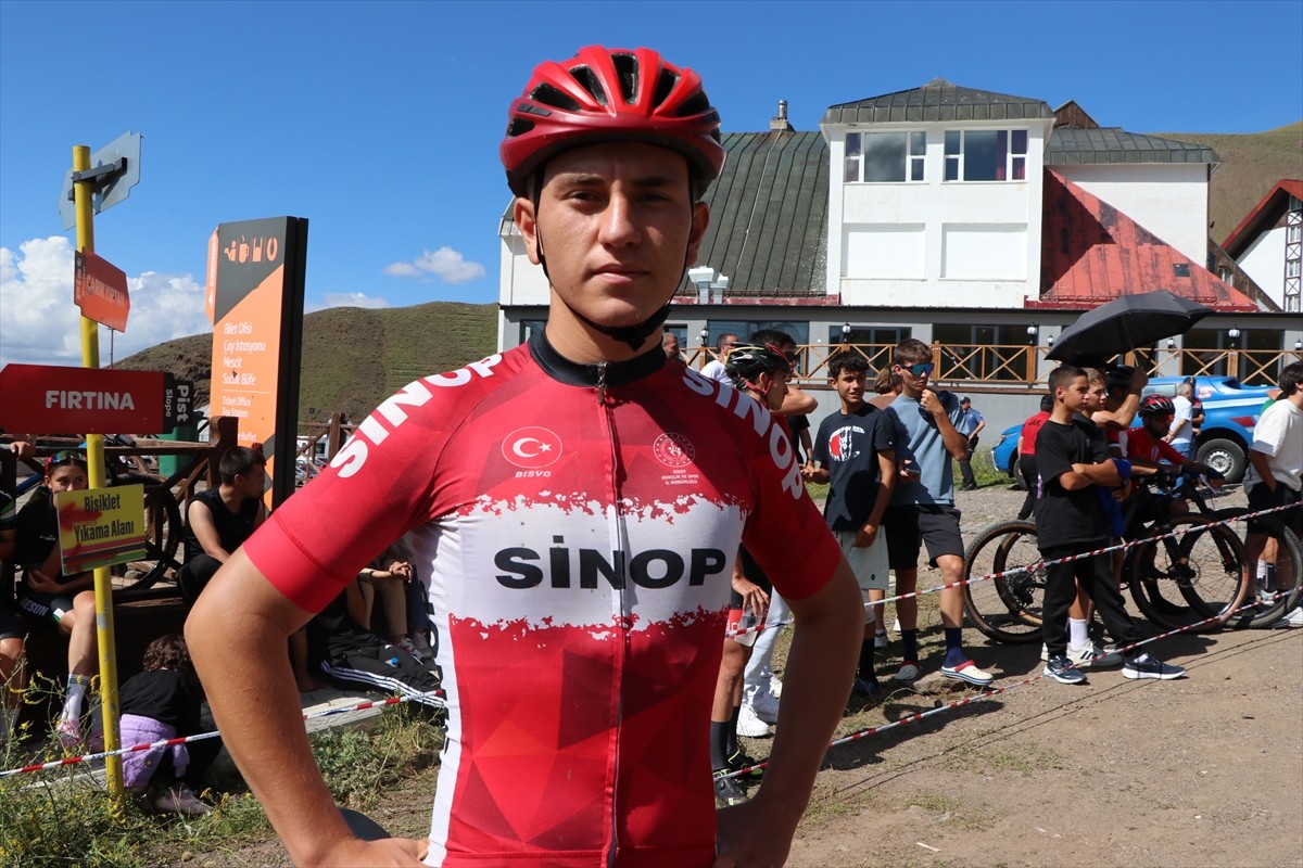 Türkiye Bisiklet Federasyonu tarafından Erzurum'da düzenlenen Türkiye Dağ Bisikleti Şampiyonası...