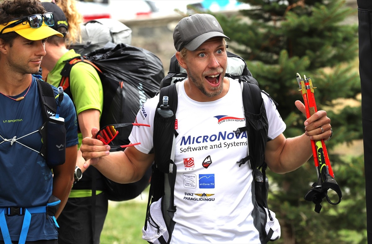 Türkiye’de ilk kez düzenlenen koşu ve yamaç paraşütü disiplinlerini içeren "Hike and Fly Anatolia"...