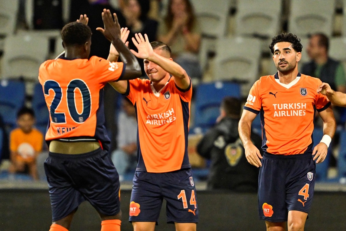 UEFA Avrupa Konferans Ligi 2. eleme turunda RAMS Başakşehir ile San Marino ekibi La Fiorita...