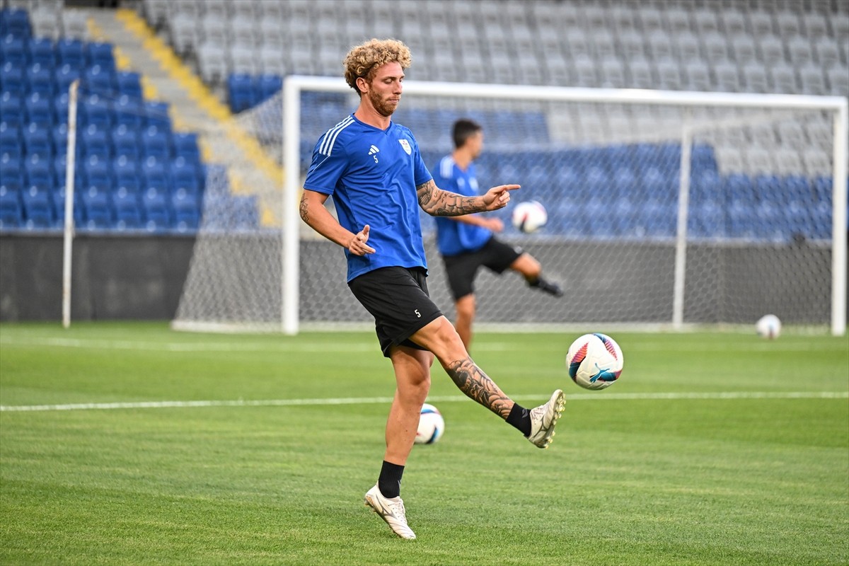 UEFA Konferans Ligi 2. eleme turu ilk maçında yarın RAMS Başakşehir'e konuk olacak San Marino'nun...