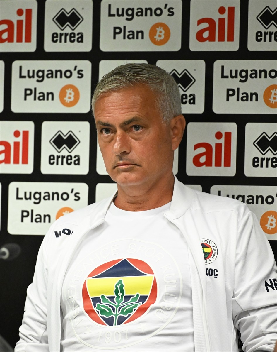 UEFA Şampiyonlar Ligi 2. eleme turu ilk maçında İsviçre'nin Lugano takımıyla deplasmanda...