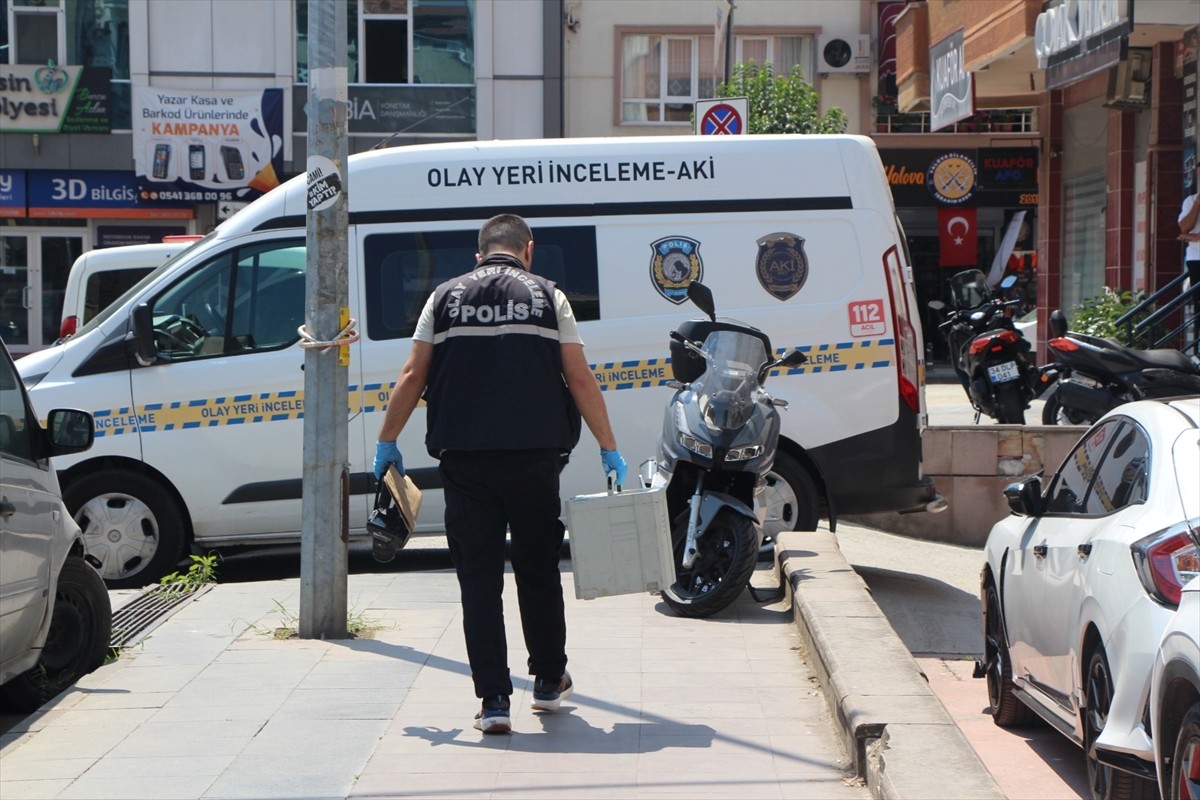 Yalova'da boşanma aşamasındaki kocasının bıçaklı tehdidine maruz kalan kadın, KADES'ten destek...