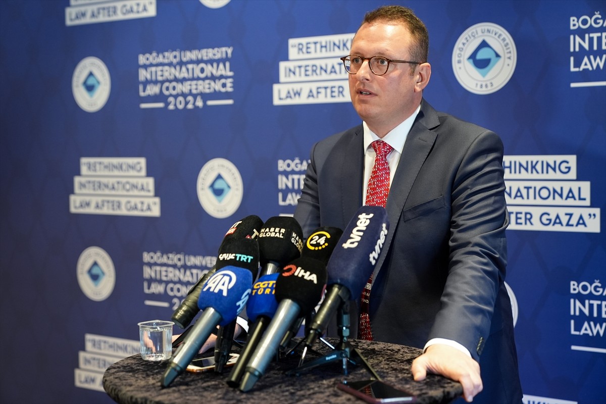 Anadolu Ajansının (AA) Global İletişim Ortağı olduğu, Boğaziçi Üniversitesi Hukuk Fakültesince...