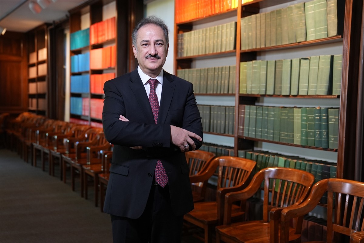 Anadolu Ajansının (AA) Global İletişim Ortağı olduğu, Boğaziçi Üniversitesi Hukuk Fakültesince...