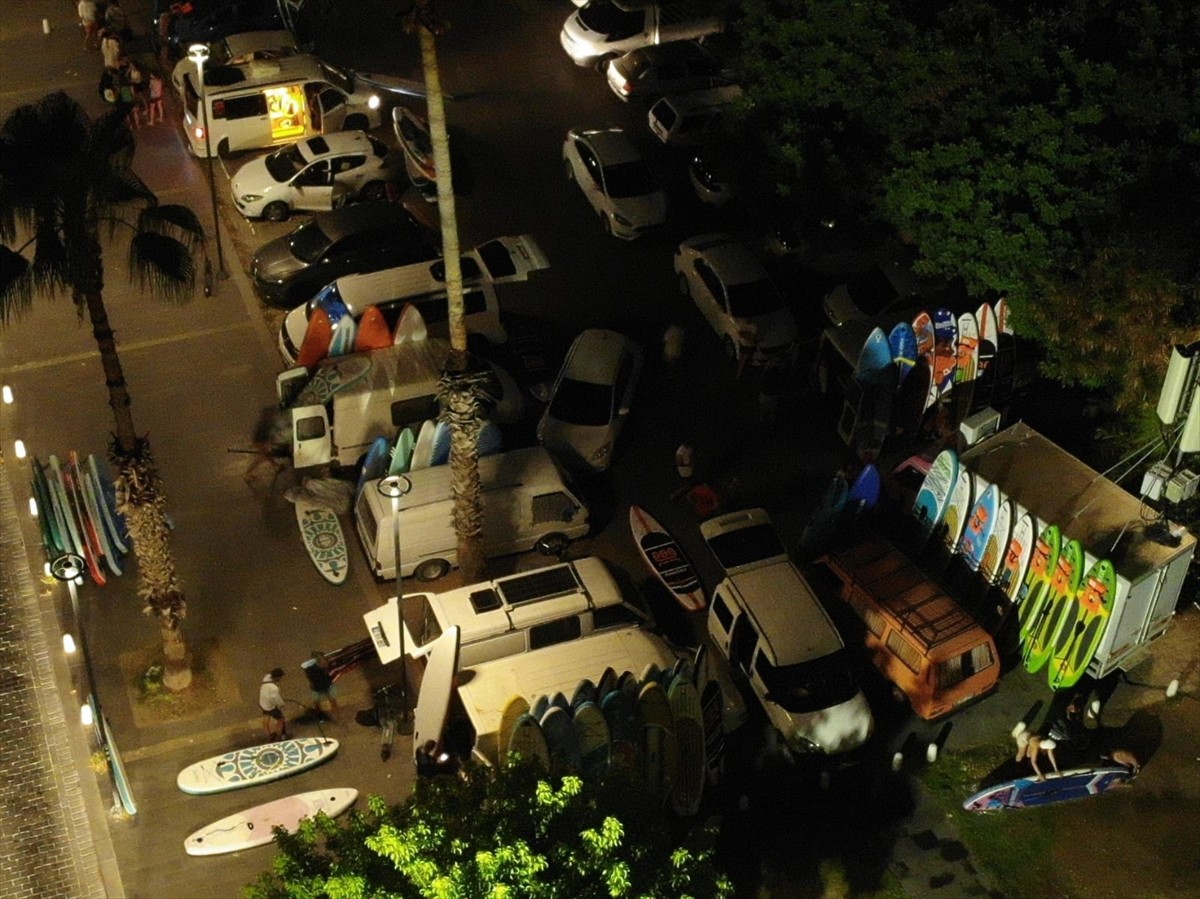 Antalya'da, Sahil Güvenlik Antalya Grup Komutanlığı ekipleri tarafından, Konyaaltı Beach Park...