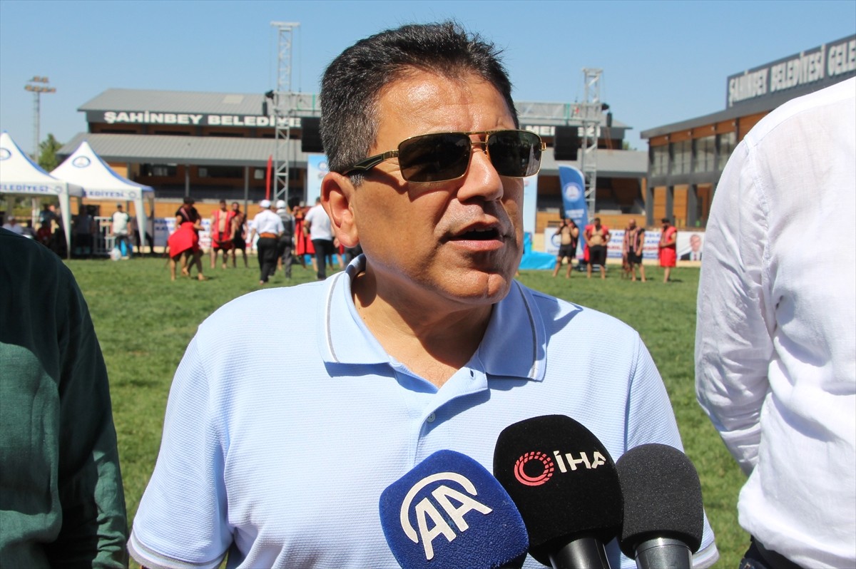 Aşırtmalı Aba Güreşi Türkiye Şampiyonası, Gaziantep'te başladı. Türkiye Geleneksel Güreşler...