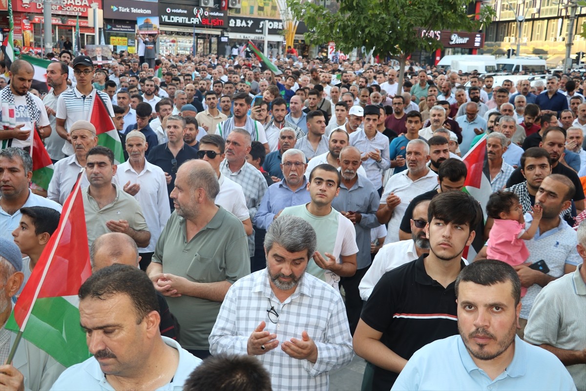 Batman'da Hamas Siyasi Büro Başkanı İsmail Heniyye'nin suikasta uğraması ve İsrail'in Filistin'e...