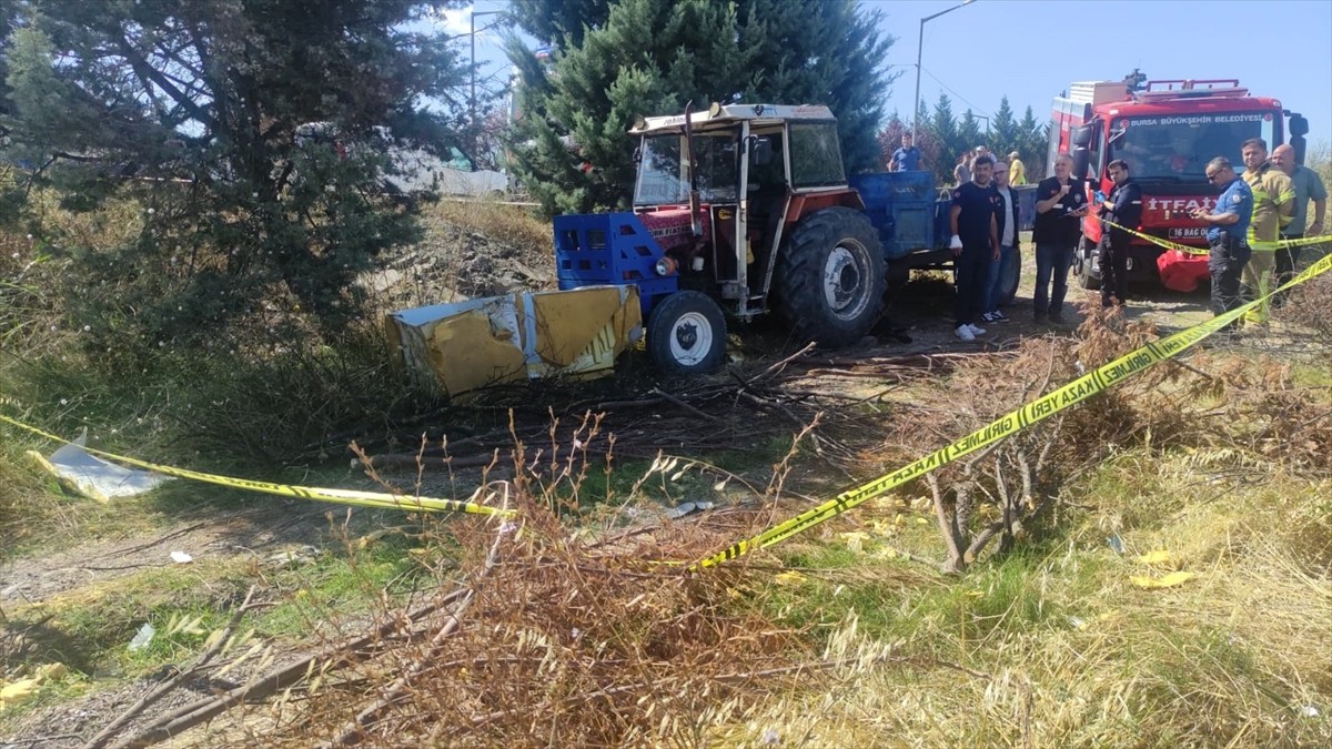 Bursa'nın Orhangazi ilçesinde yakınlarının haber alamadığı kişi, traktörünün lastiğinin altında...