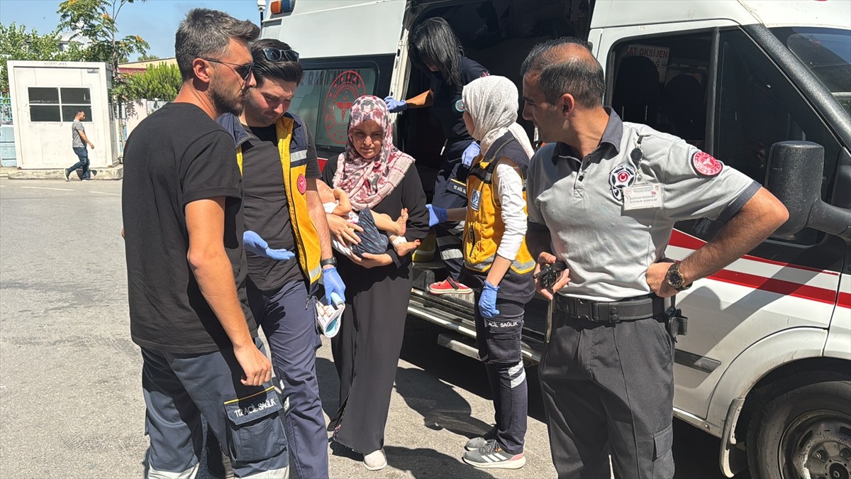 Bursa'nın Yıldırım ilçesinde bir kahvehaneye tüfekle ateş açtıktan bir süre sonra trafik...