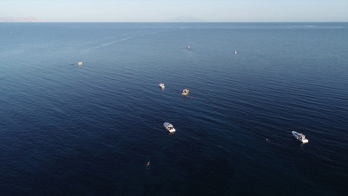 Çanakkale'de, Boğaziçi Olimpik Yüzme Kulübünce, Çanakkale Valiliği ile Türkiye Yüzme...
